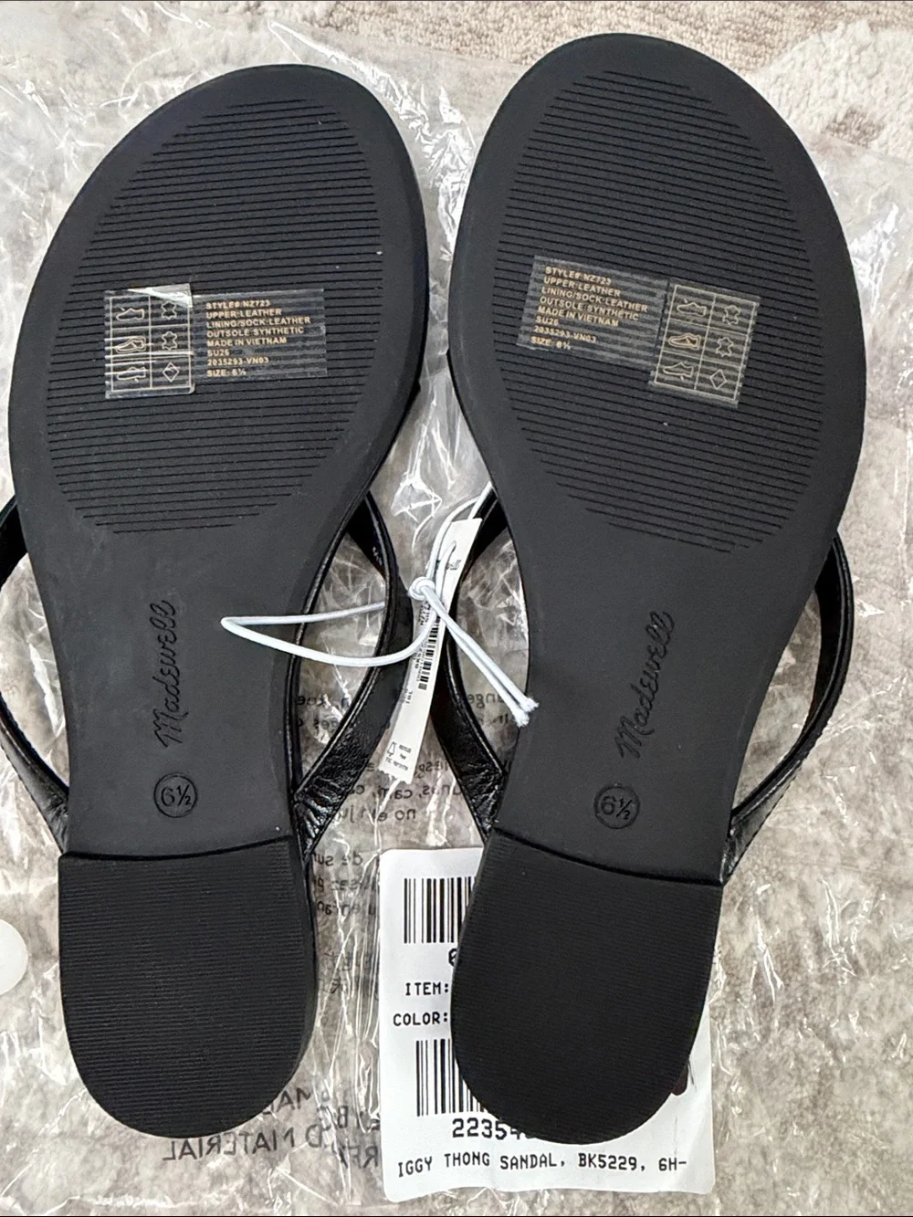 $88 msrp NWT Madewell iggy thong sandal in black leather size 6.5